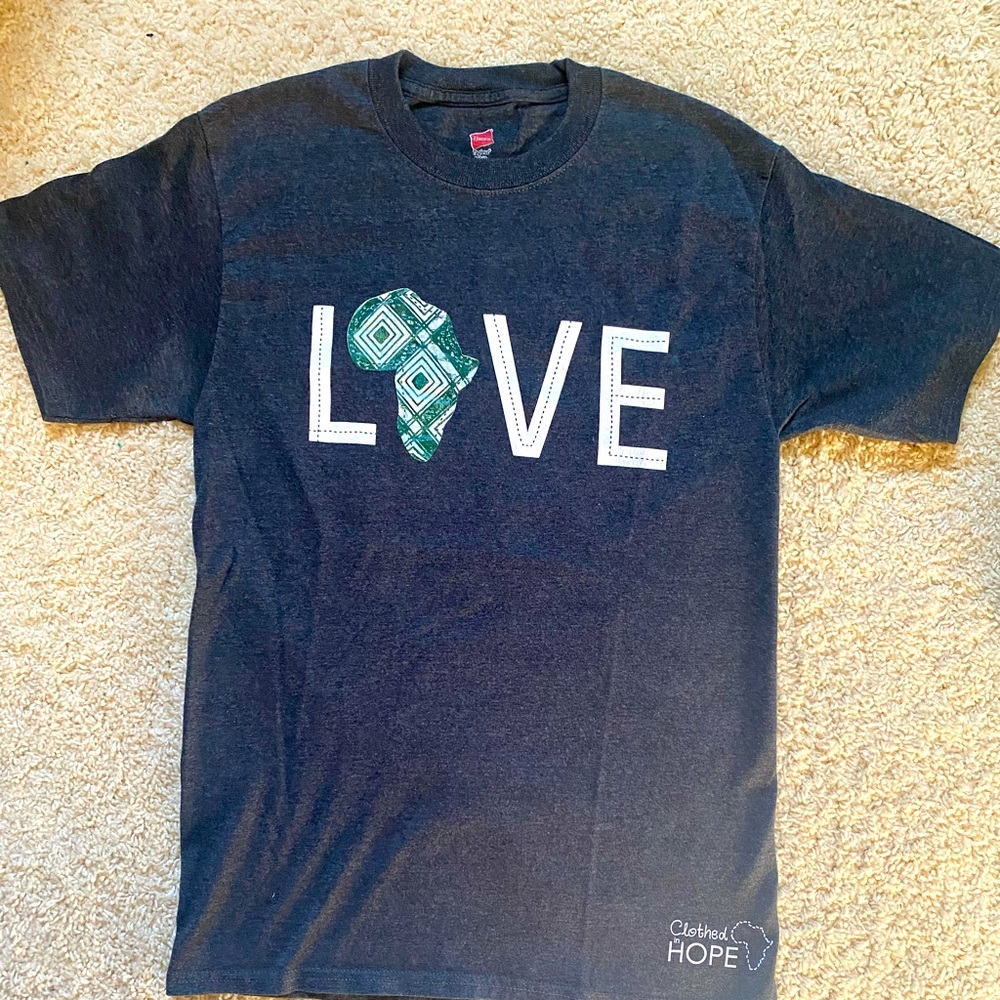 Love T-shirt